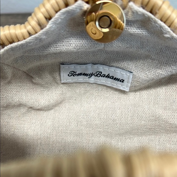 Tommy Bahama | Seashell 🐚 Bag w/ Gold Seashell Handle - Picture 9 of 14